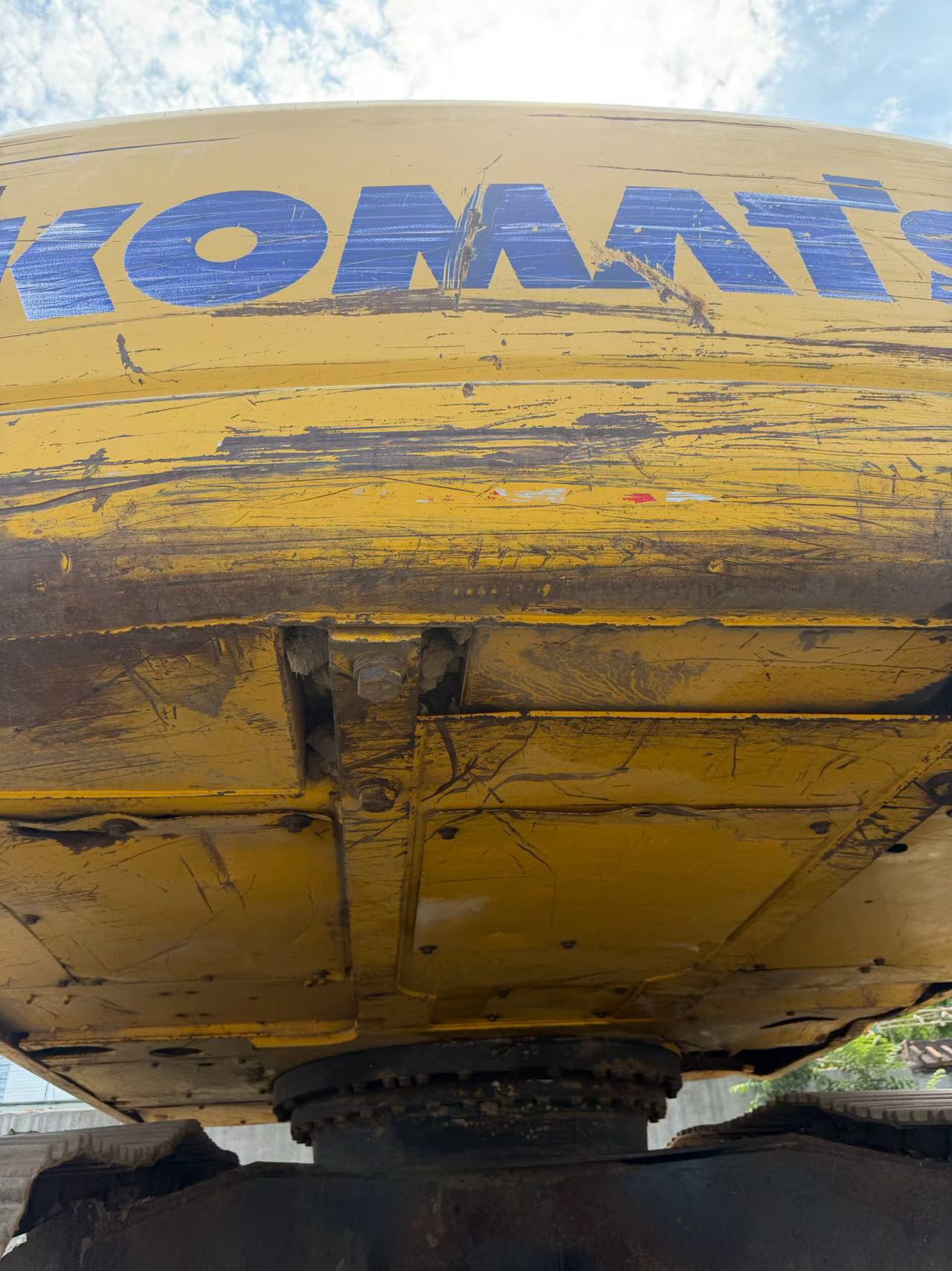 Buy Komatsu PC200-8M0 Used Excavator / 3