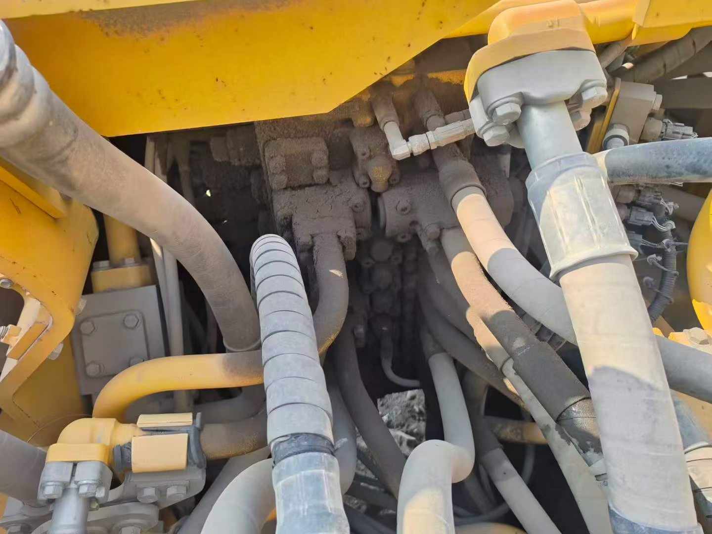 Buy Komatsu PC360-7 Used Excavator / 3