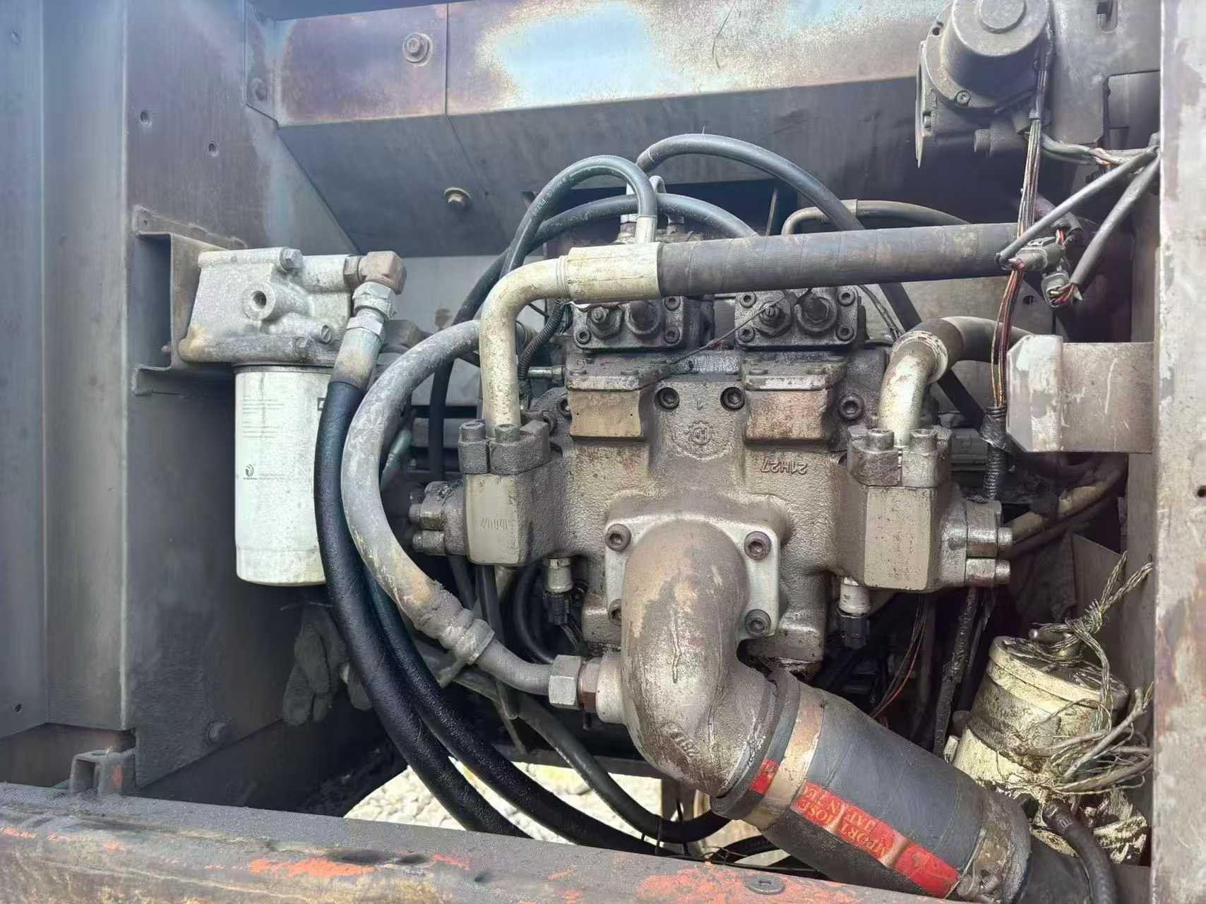 Buy Hitachi ZX200-6 Used Excavator / 6
