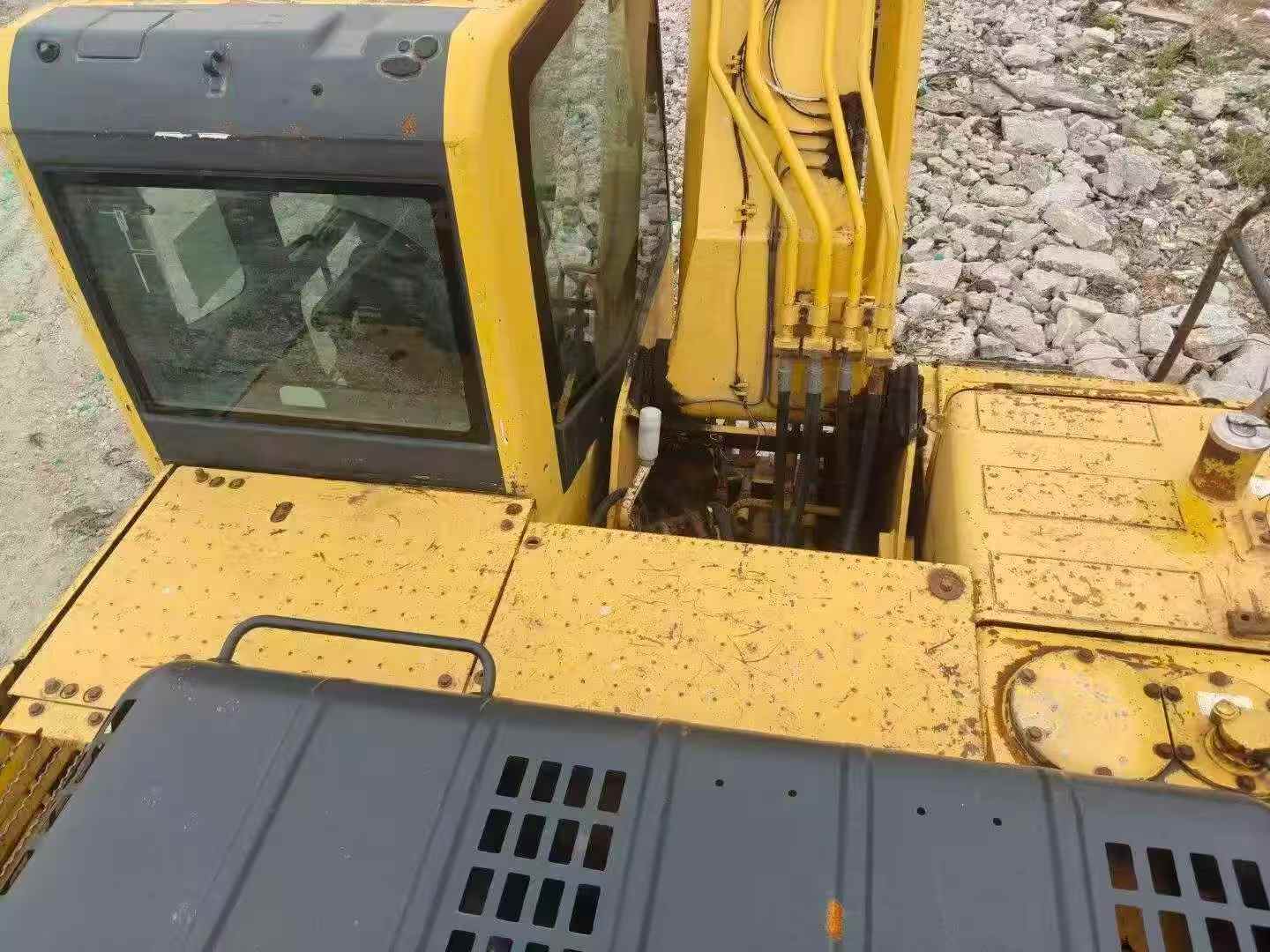 Buy Komatsu PC200-8 Used Excavator / 7