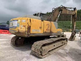 Buy XCMG XE215 Used Excavator / 2 Buy XCMG XE215 Used Excavator / 2