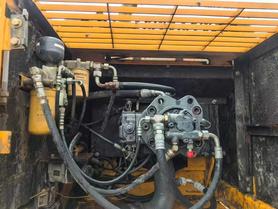 Buy Kato HD820R Used Excavator / 6 Buy Kato HD820R Used Excavator / 6