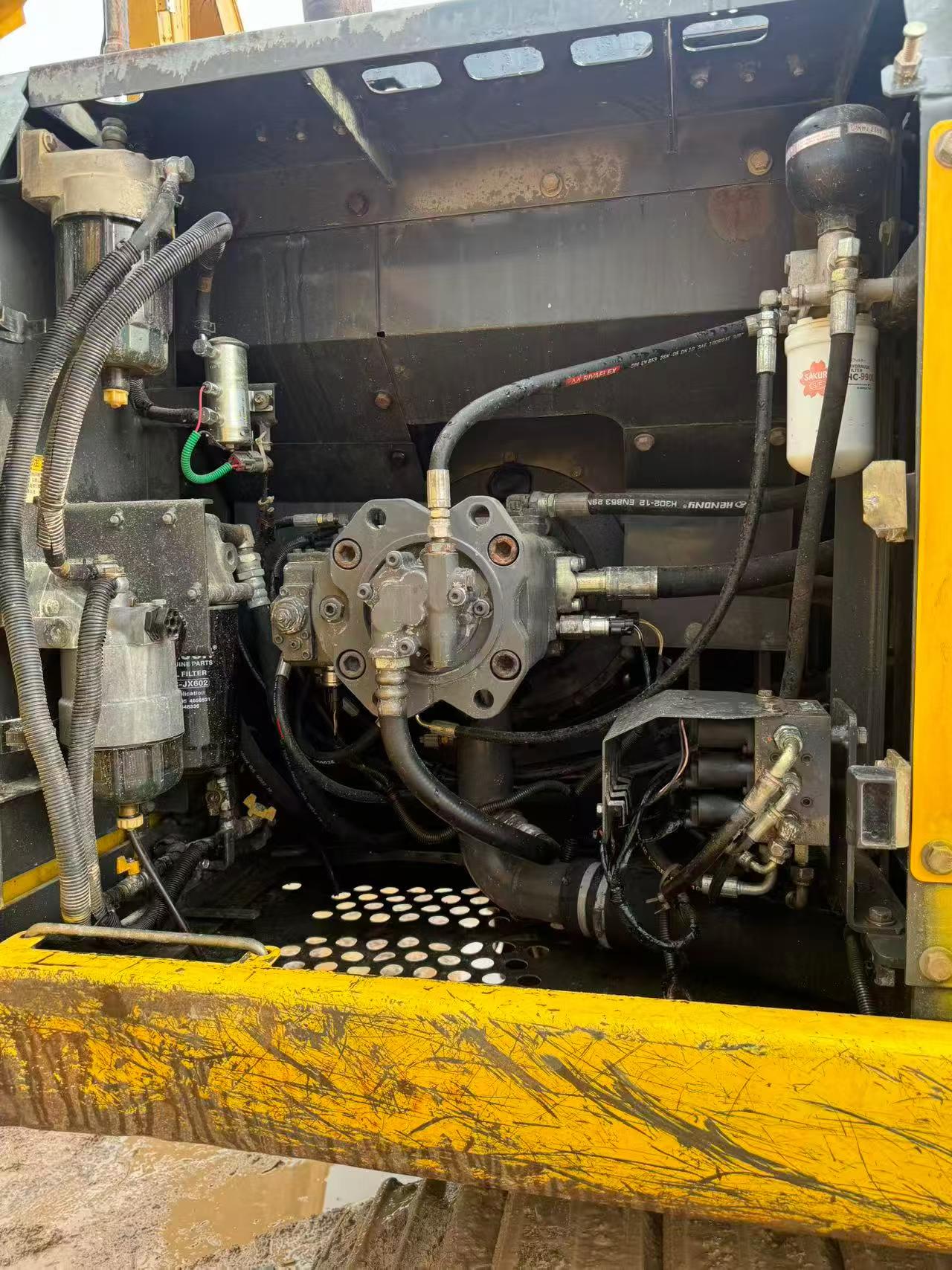 Buy Sumitomo SH200A5 Used Excavator / 7