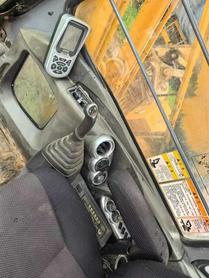 Buy Kato HD820R Used Excavator / 8 Buy Kato HD820R Used Excavator / 8