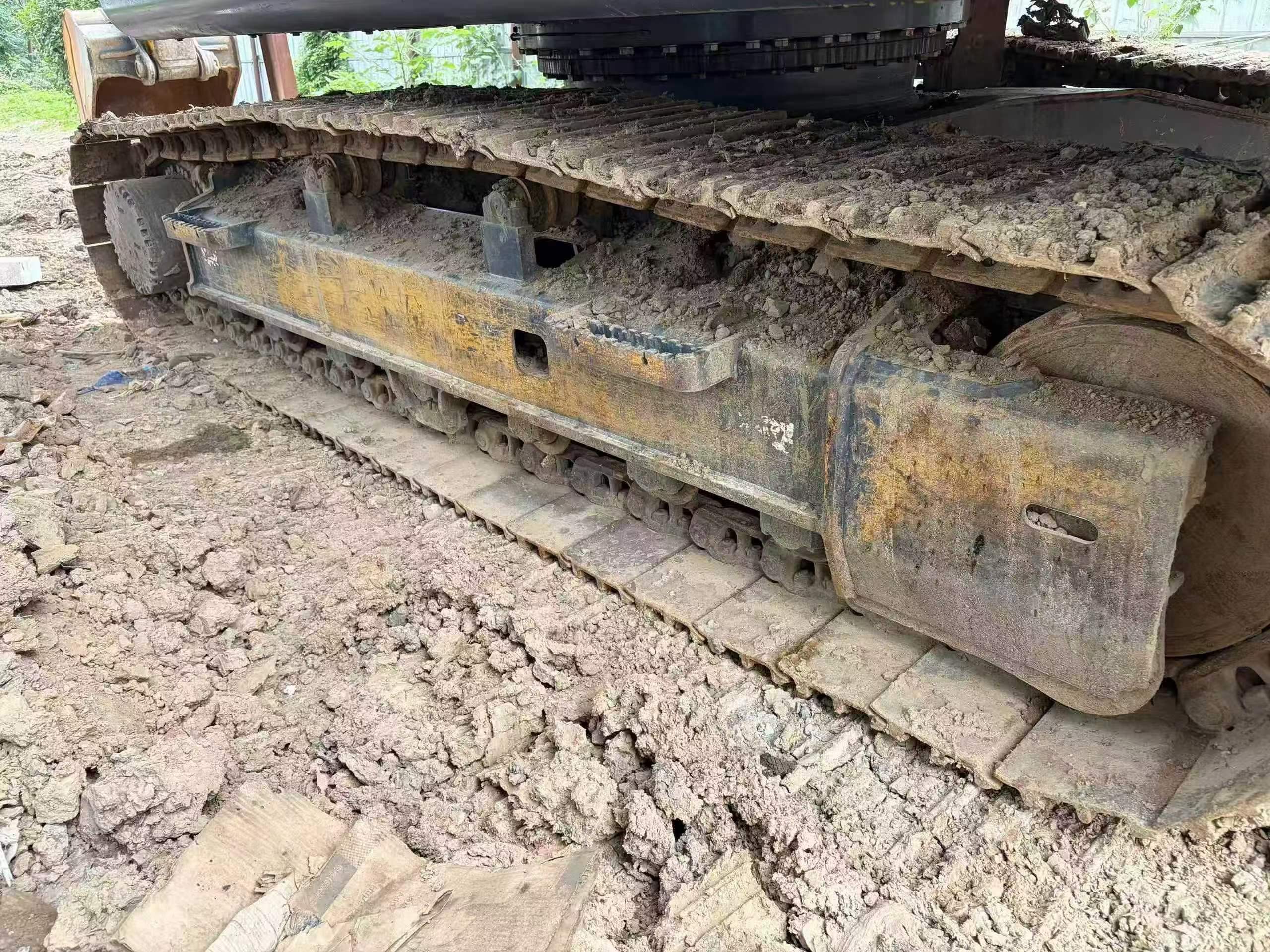 Buy XCMG XE200 Used Excavator / 9