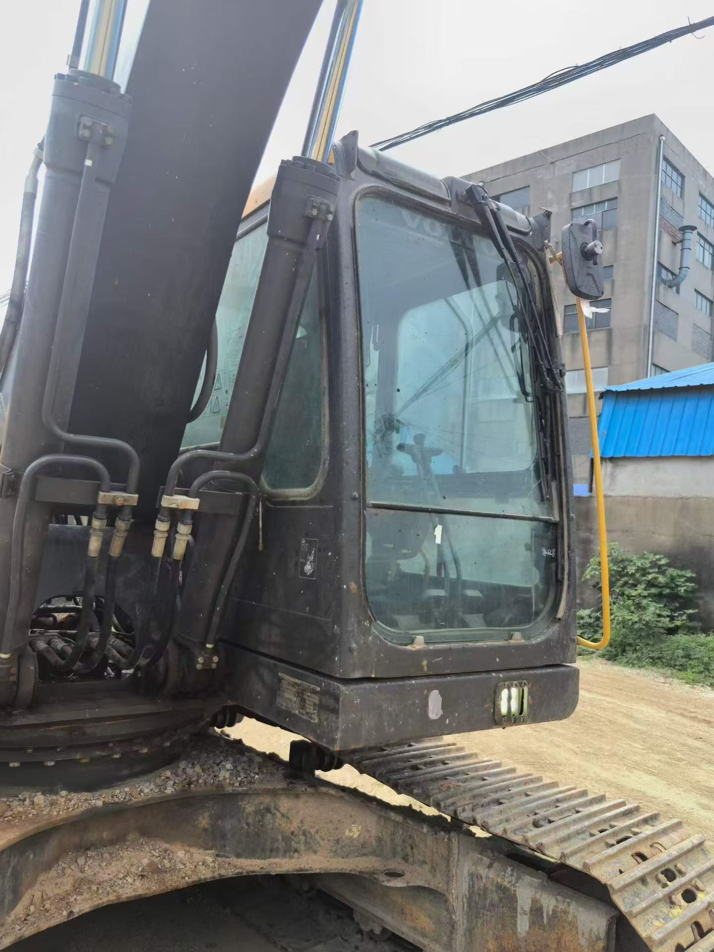 Buy Volvo EC200 Used Excavator / 5
