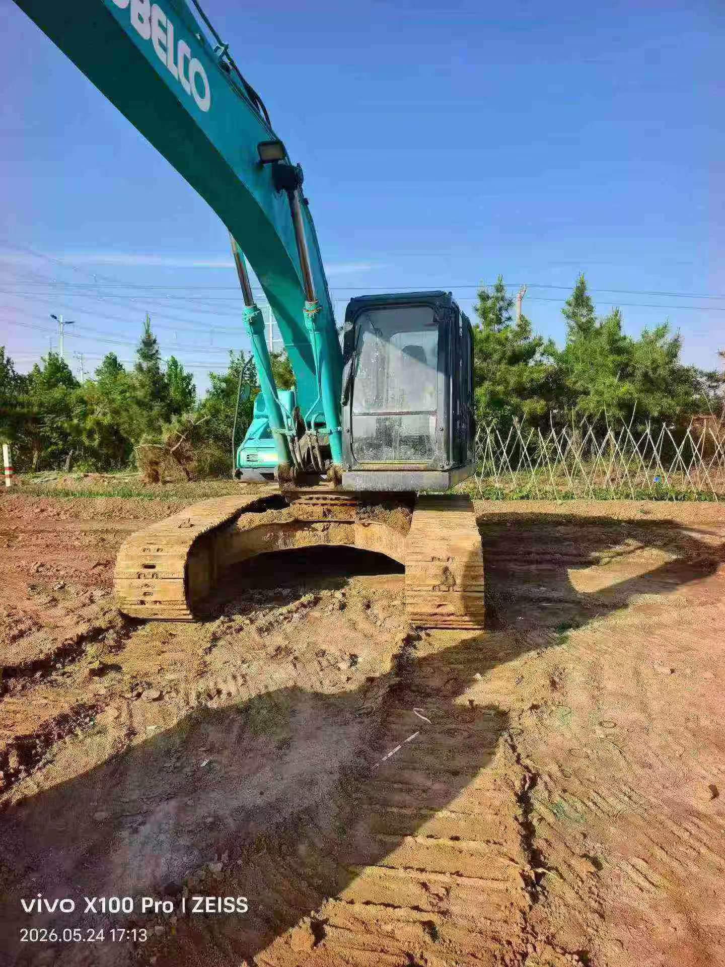 Buy Kobelco SK210 Used Excavator / 8