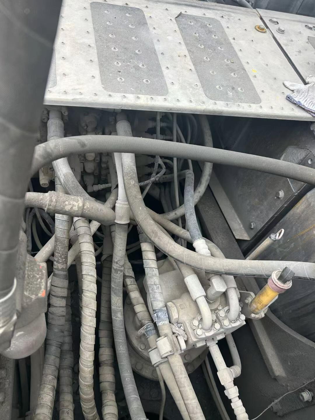 Buy Komatsu PC200-8 Used Excavator / 5