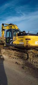 Buy Kobelco SK200 Used Excavator / 2 Buy Kobelco SK200 Used Excavator / 2
