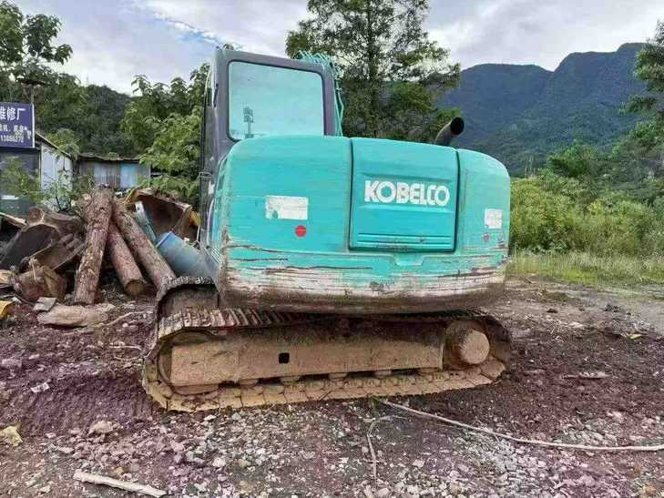 Buy Kobelco SK75 Used Excavator / 1