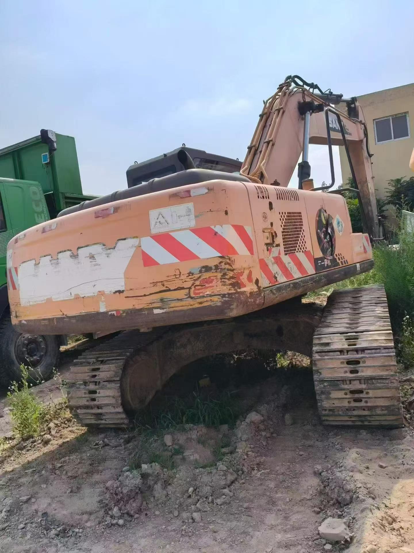 Buy Sany SY215C Used Excavator / 2