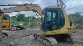 Buy Komatsu PC60 Used Excavator / 2 Buy Komatsu PC60 Used Excavator / 2