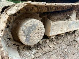 Buy Komatsu PC200-7 Used Excavator / 9 Buy Komatsu PC200-7 Used Excavator / 9