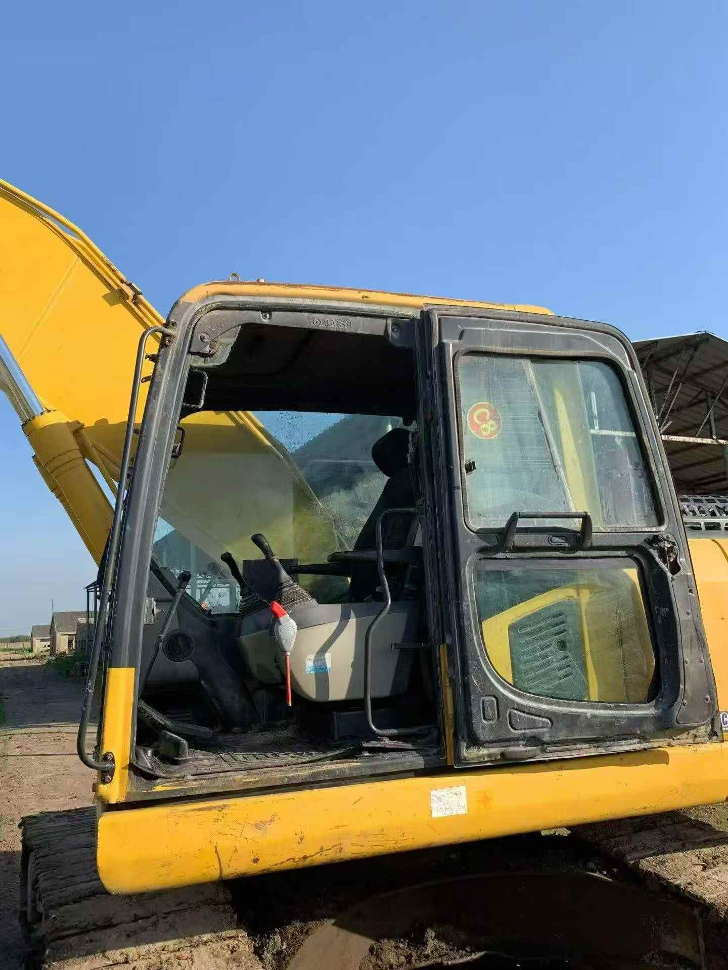 Buy Komatsu PC200-8 Used Excavator / 8