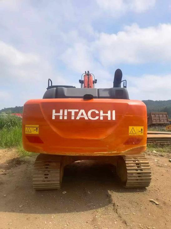 Buy Hitachi ZX200C-6A Used Excavator / 1