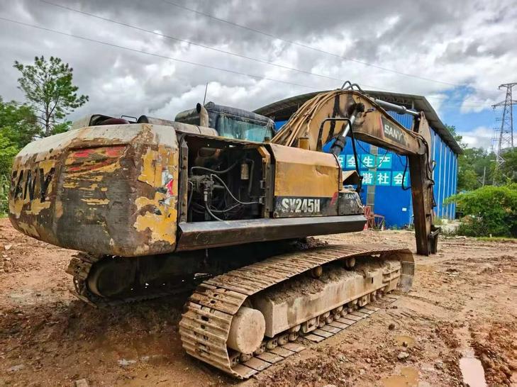 Buy Sany SY245H Used Excavator / 1