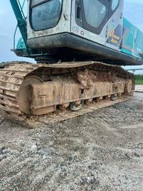 Buy Kobelco SK200-9 Used Excavator / 4 Buy Kobelco SK200-9 Used Excavator / 4