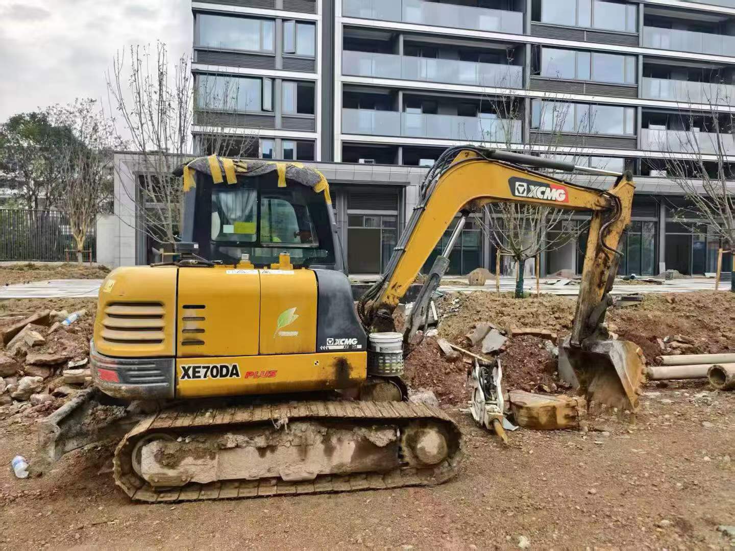 Buy XCMG XE60 Used Excavator / 2