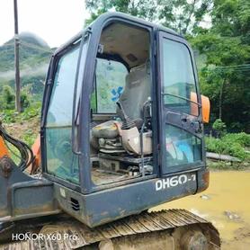 Buy Doosan DH60 Used Excavator / 6 Buy Doosan DH60 Used Excavator / 6