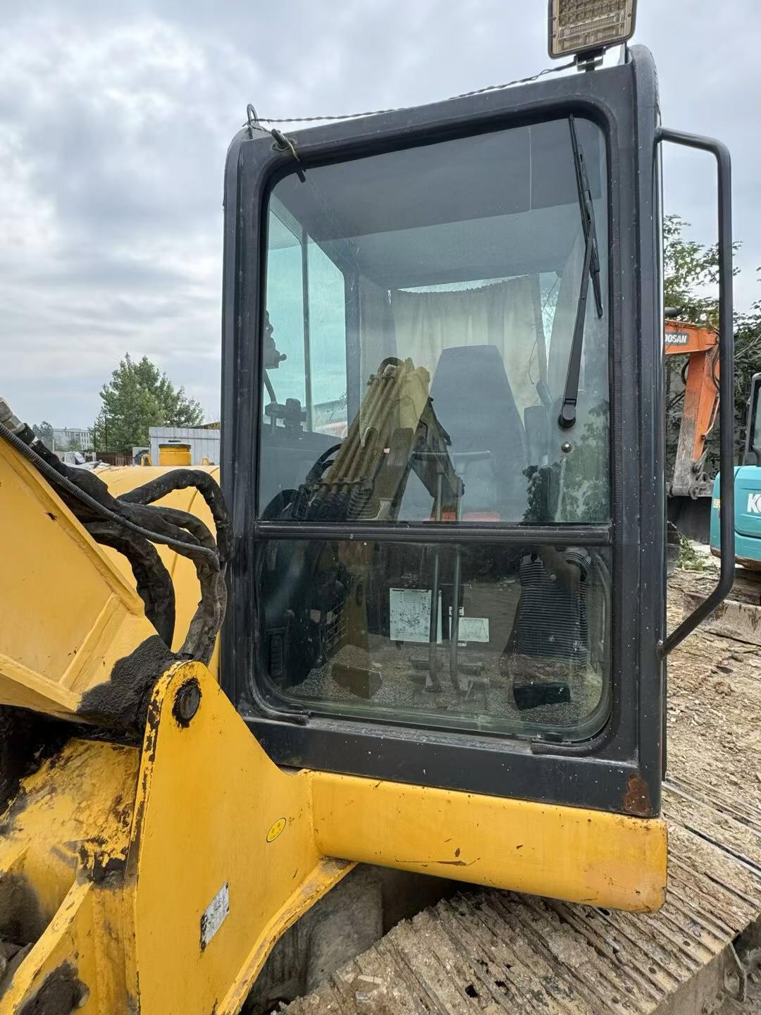 Buy Komatsu PC56-7 Used Excavator / 7