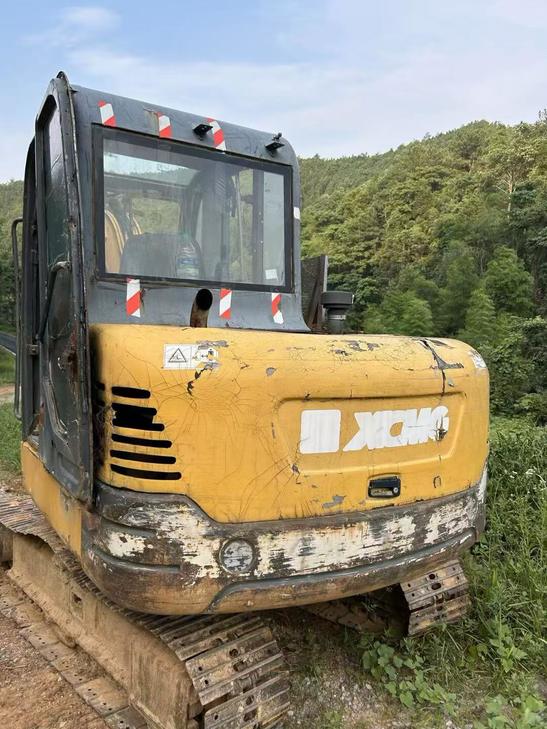 Buy XCMG XE60 Used Excavator / 1