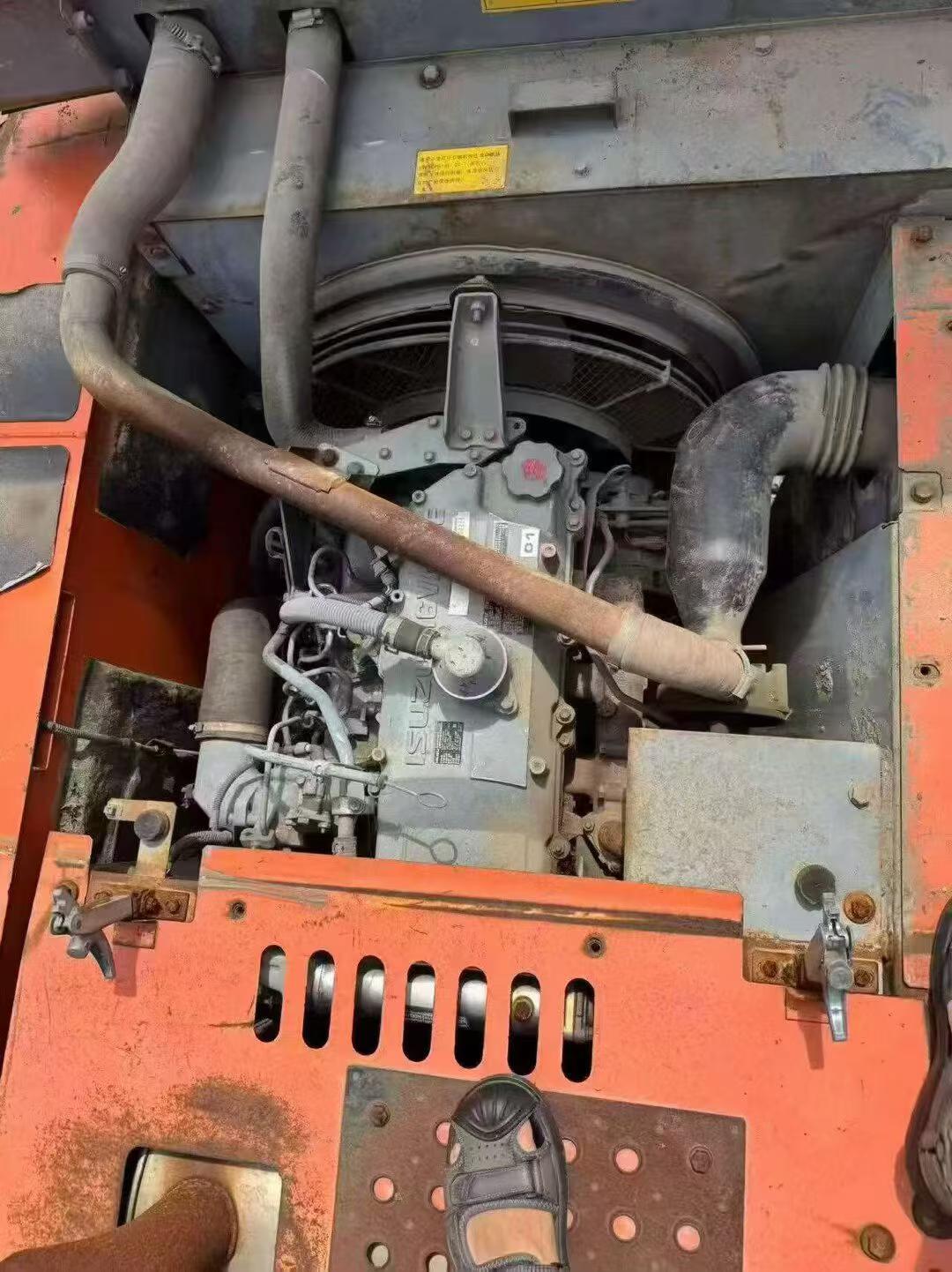 Buy Hitachi EX240-3 Used Excavator / 4