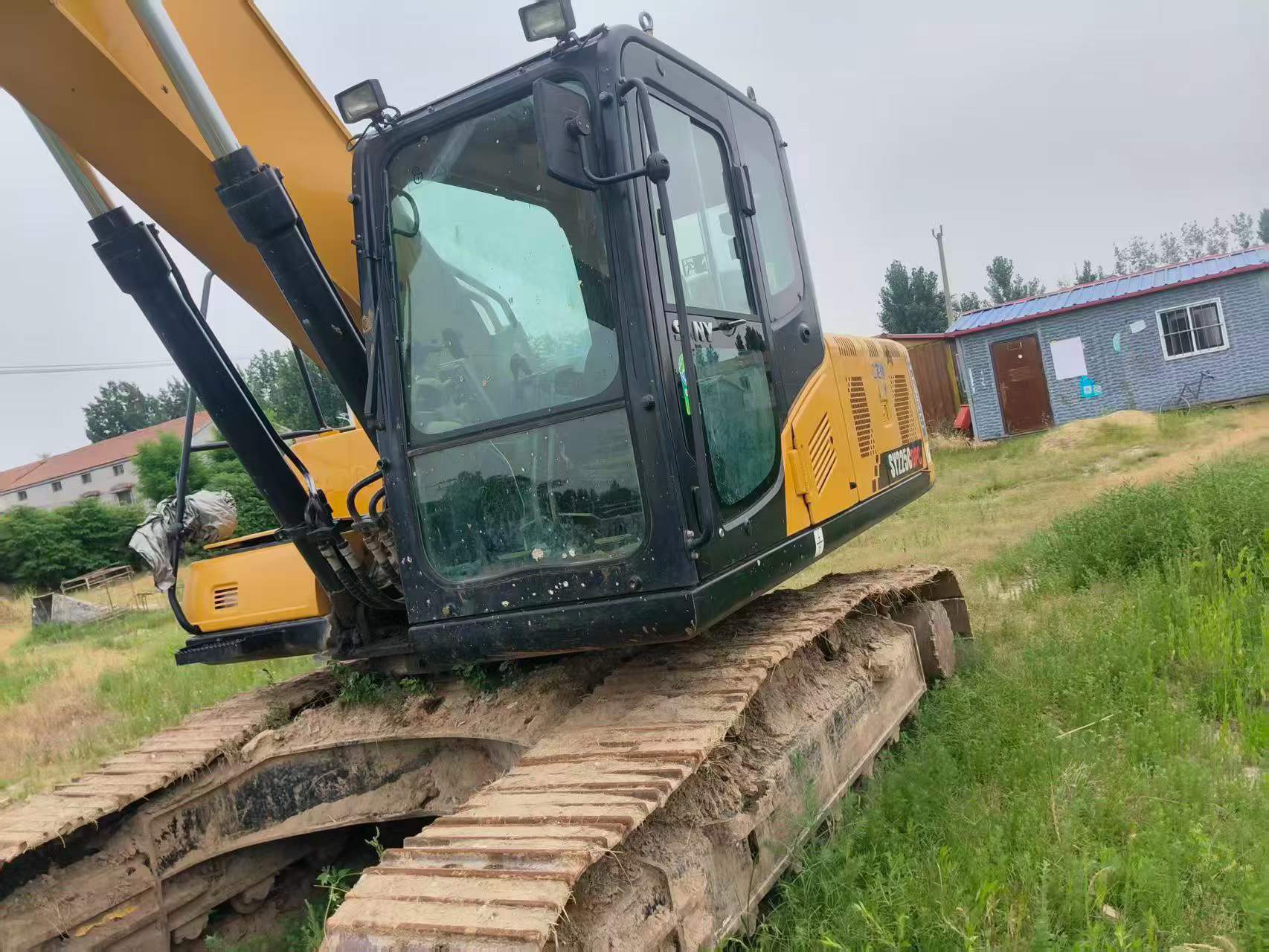 Buy Sany SY205C Used Excavator / 9