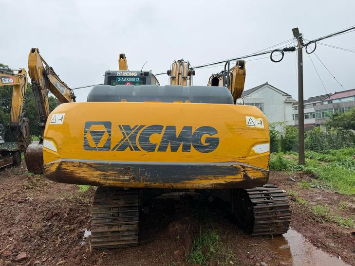 Buy XCMG XE200 Used Excavator / 1