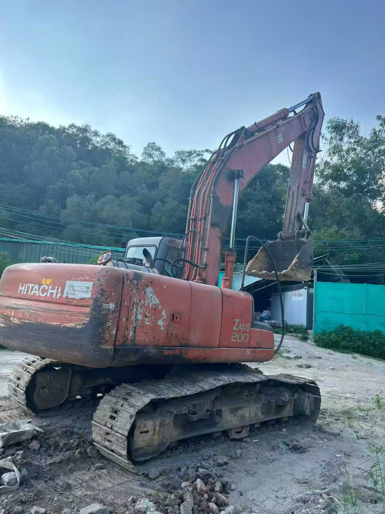 Buy Hitachi ZX200-6 Used Excavator / 2
