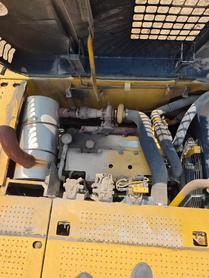 Buy Caterpillar 323DL Used Excavator / 4 Buy Caterpillar 323DL Used Excavator / 4