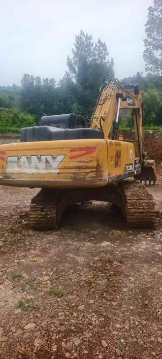 Buy Sany SY205C Used Excavator / 1