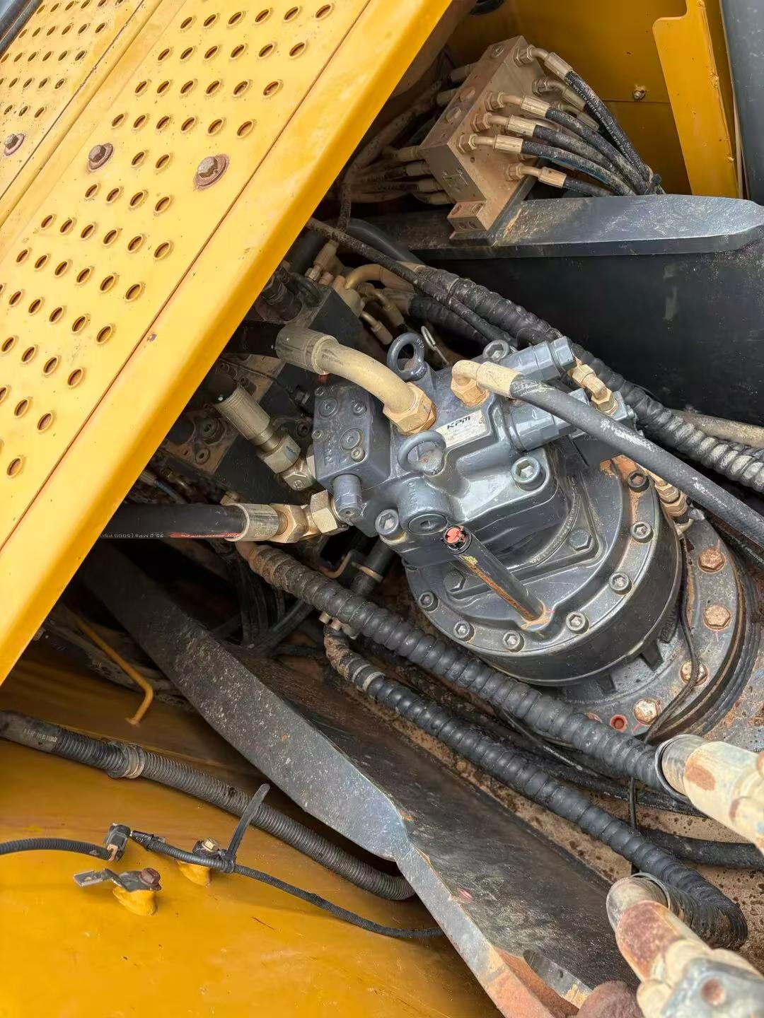 Buy XCMG XE200 Used Excavator / 6