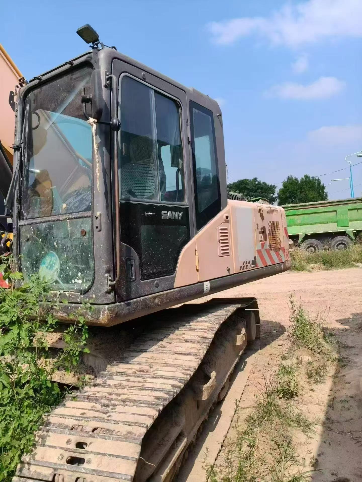 Buy Sany SY215C Used Excavator / 3