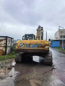 Buy XCMG XE270DK Used Excavator / 4 Buy XCMG XE270DK Used Excavator / 4