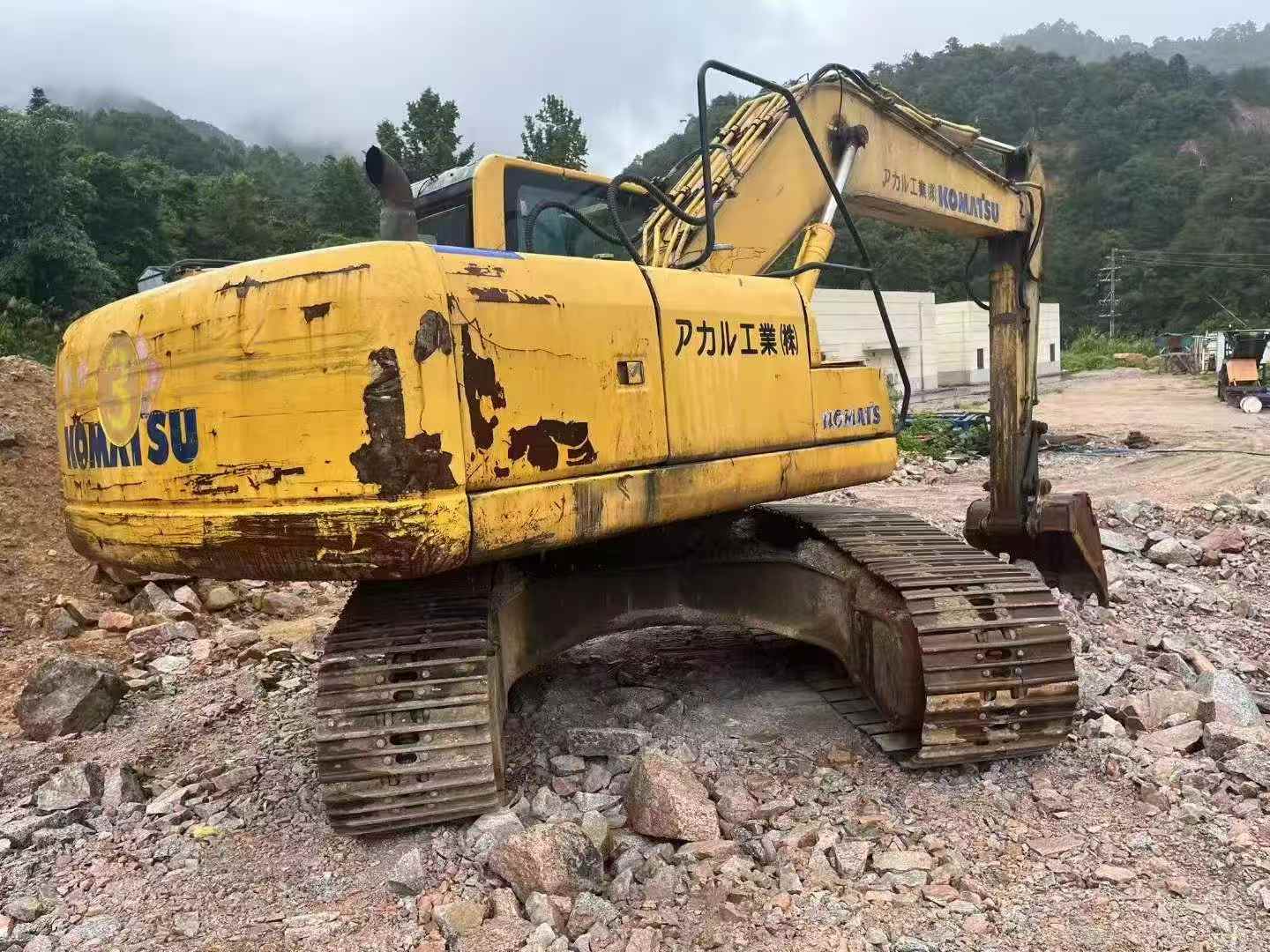 Buy Komatsu PC200-8 Used Excavator / 2