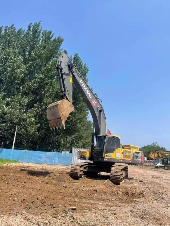 Buy Volvo EC480D Used Excavator / 1