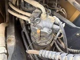Buy XCMG XE215 Used Excavator / 3 Buy XCMG XE215 Used Excavator / 3