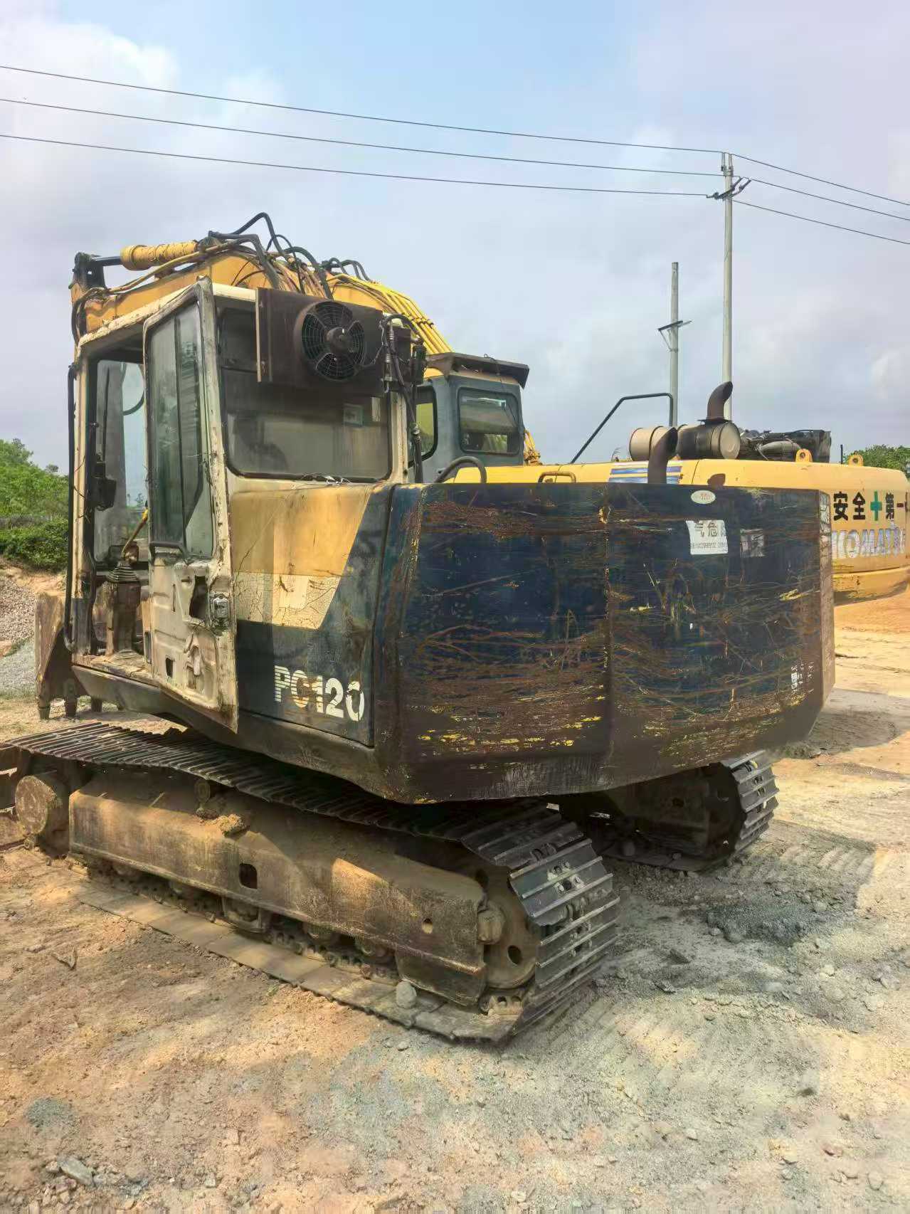 Buy Komatsu PC120-5 Used Excavator / 4