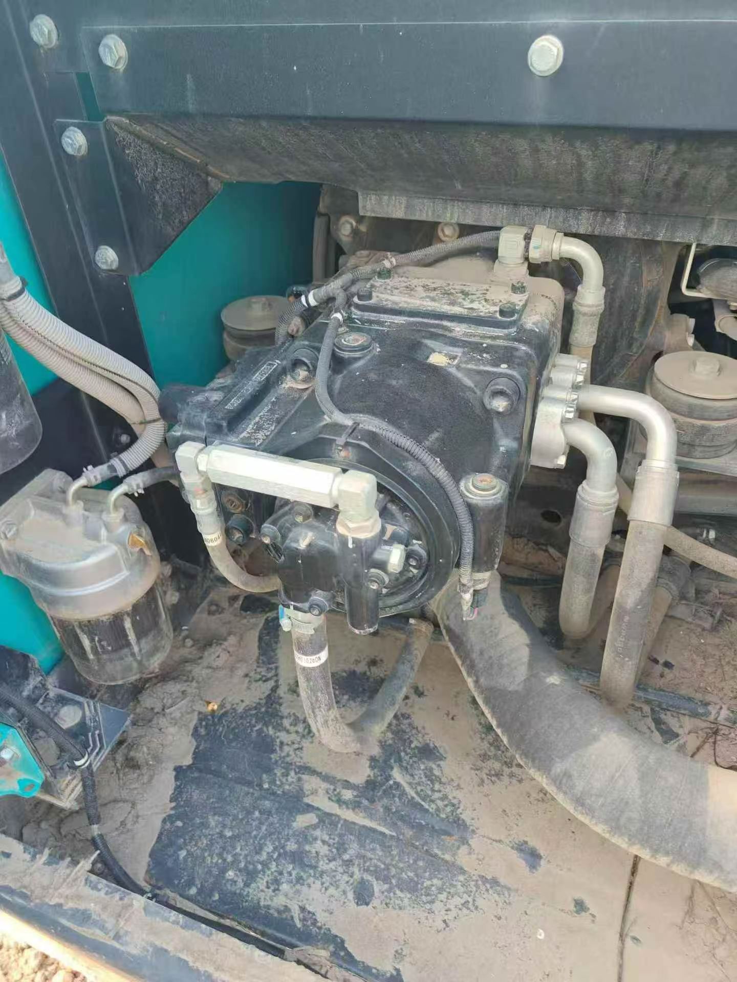 Buy Kobelco SK200 Used Excavator / 9