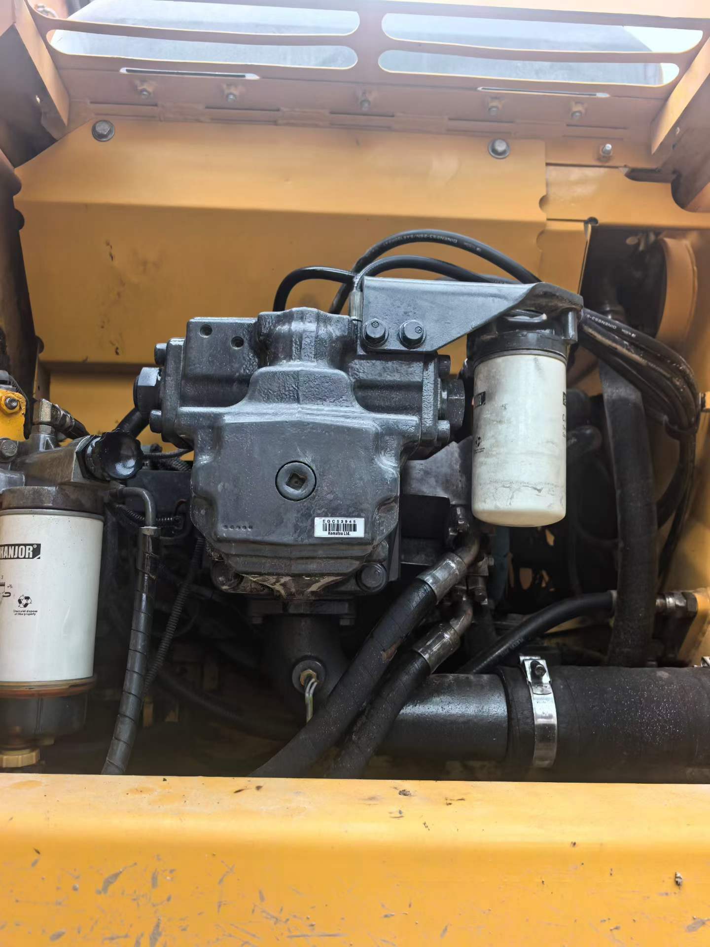 Buy Komatsu PC200 Used Excavator / 7