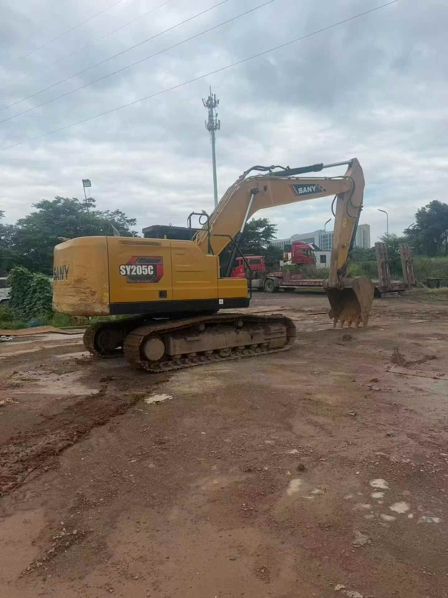Buy Sany SY205C Used Excavator / 4