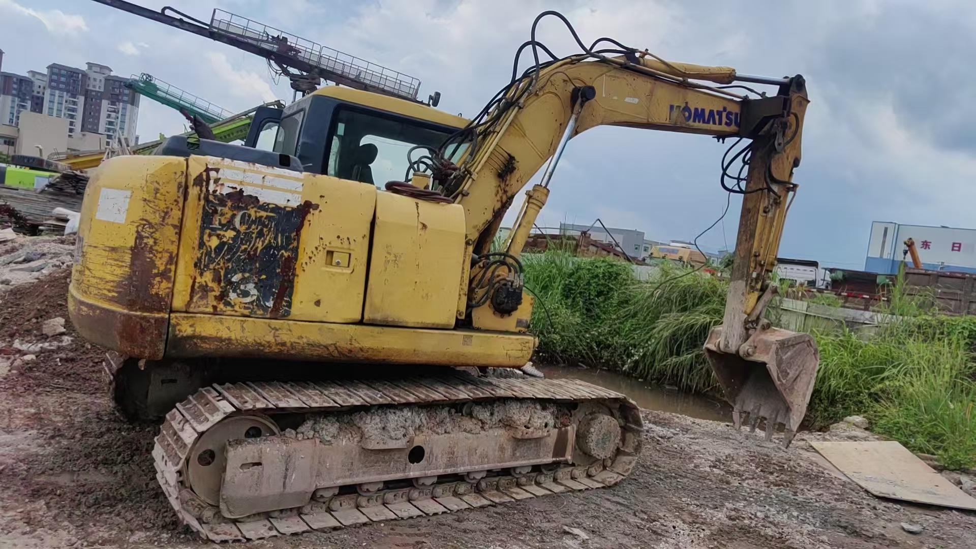 Buy Komatsu PC110-7 Used Excavator / 8