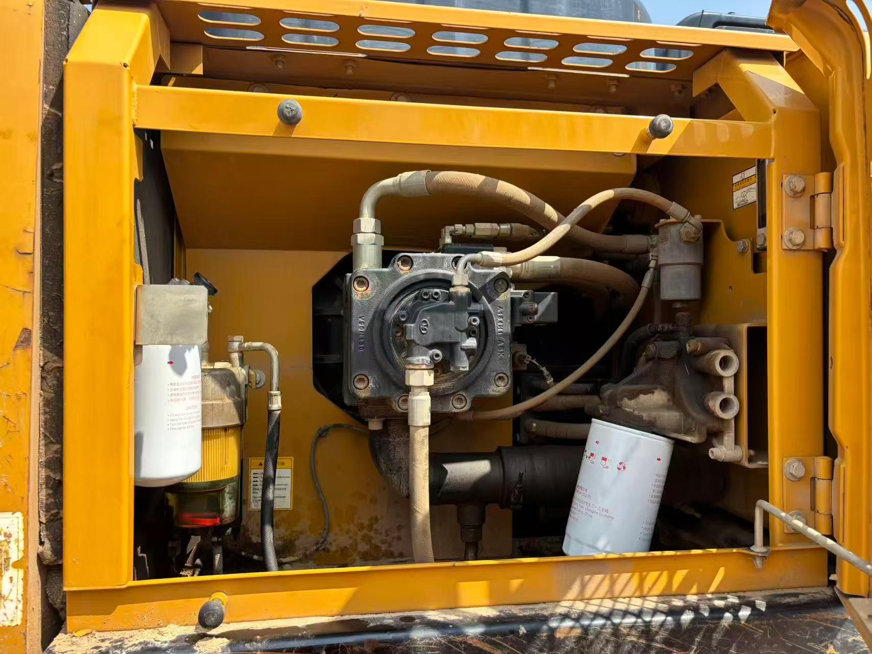 Buy Sany SY205C Used Excavator / 2