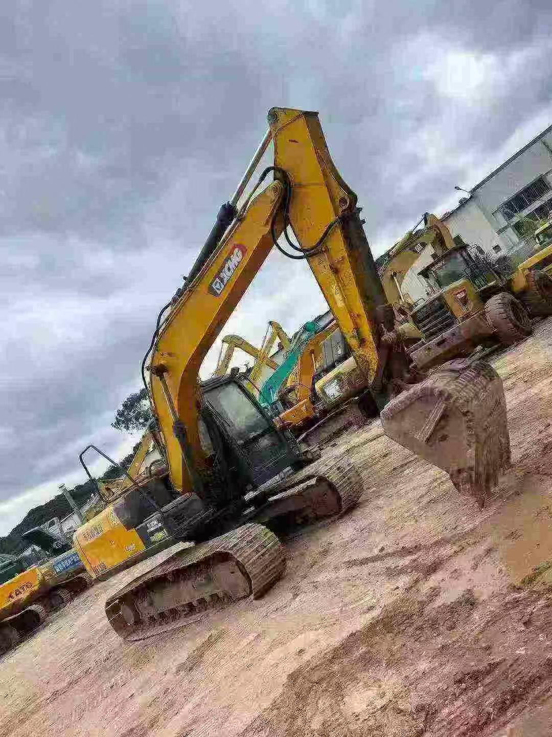 Buy XCMG XE150 Used Excavator / 3