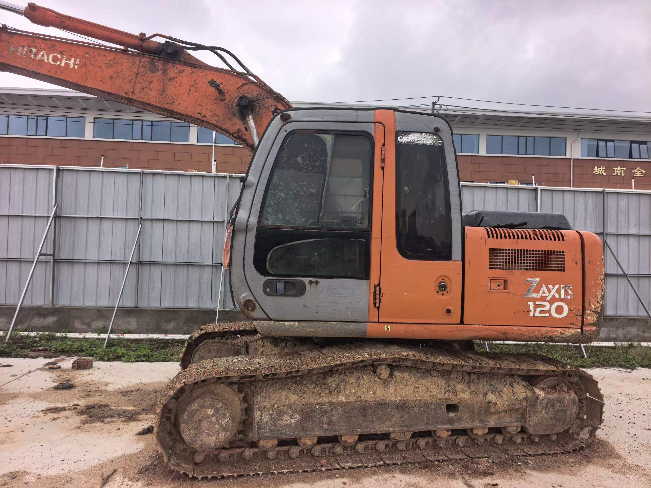 Buy Hitachi EX120-6 Used Excavator / 3