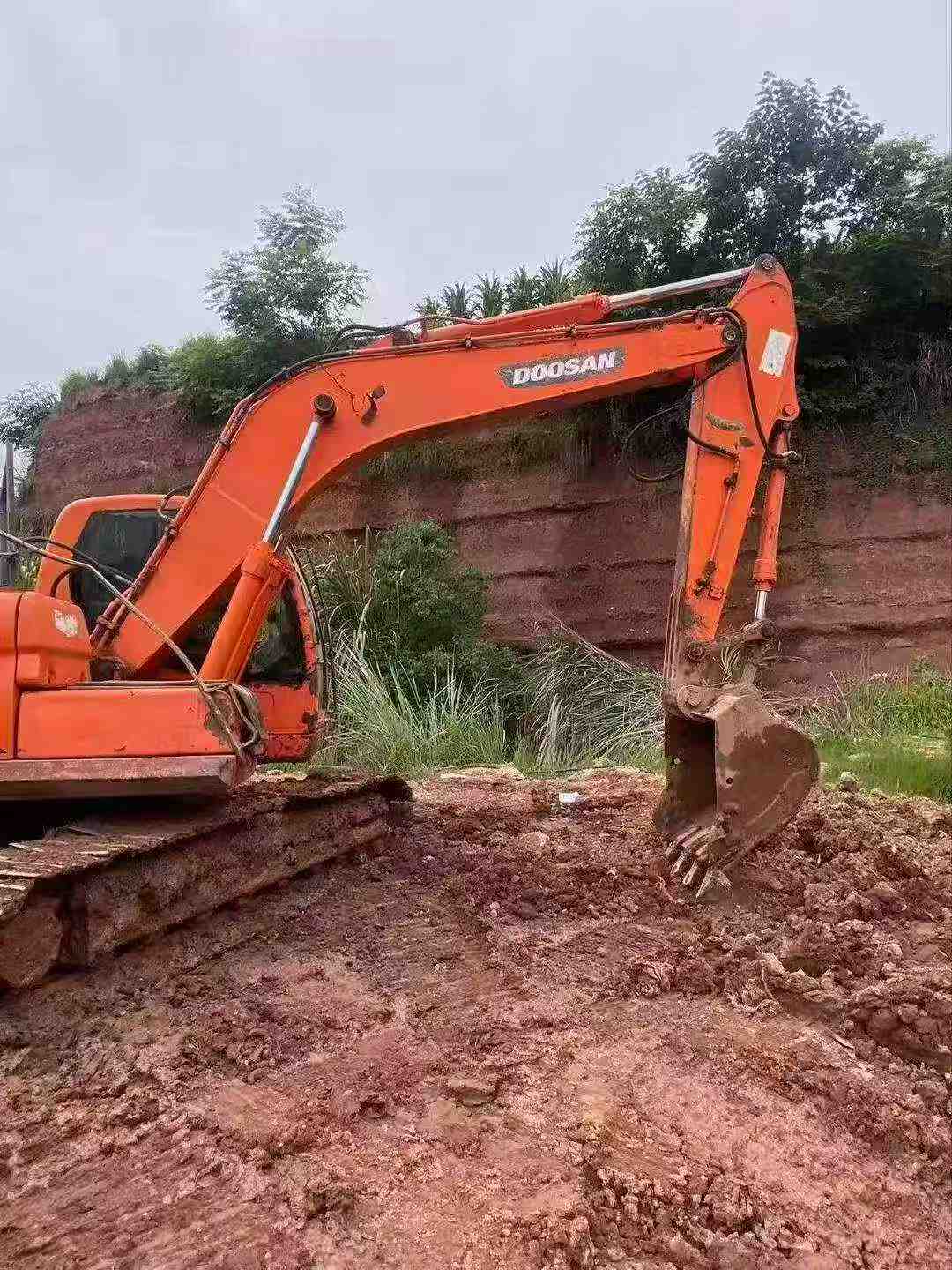 Buy Doosan DH150 Used Excavator / 2