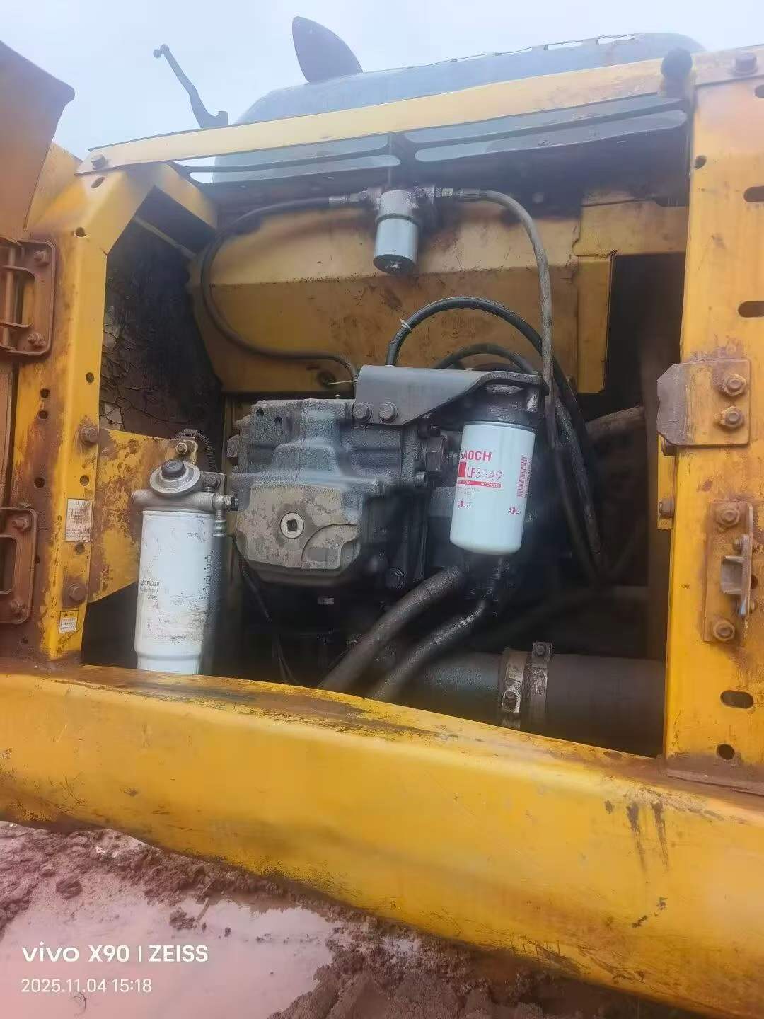 Buy Komatsu PC200-8 Used Excavator / 6