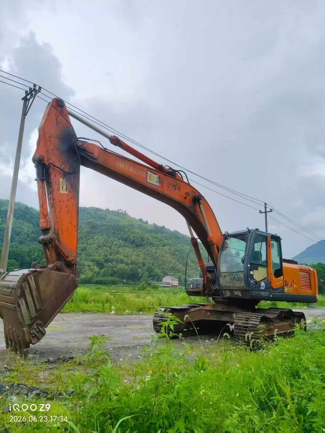 Buy Hitachi ZW250 Used Excavator / 3