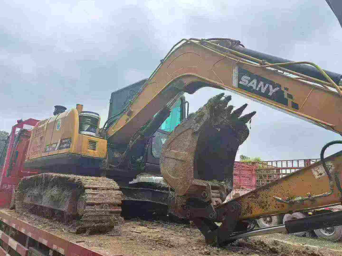 Buy Sany SY95C Used Excavator / 2