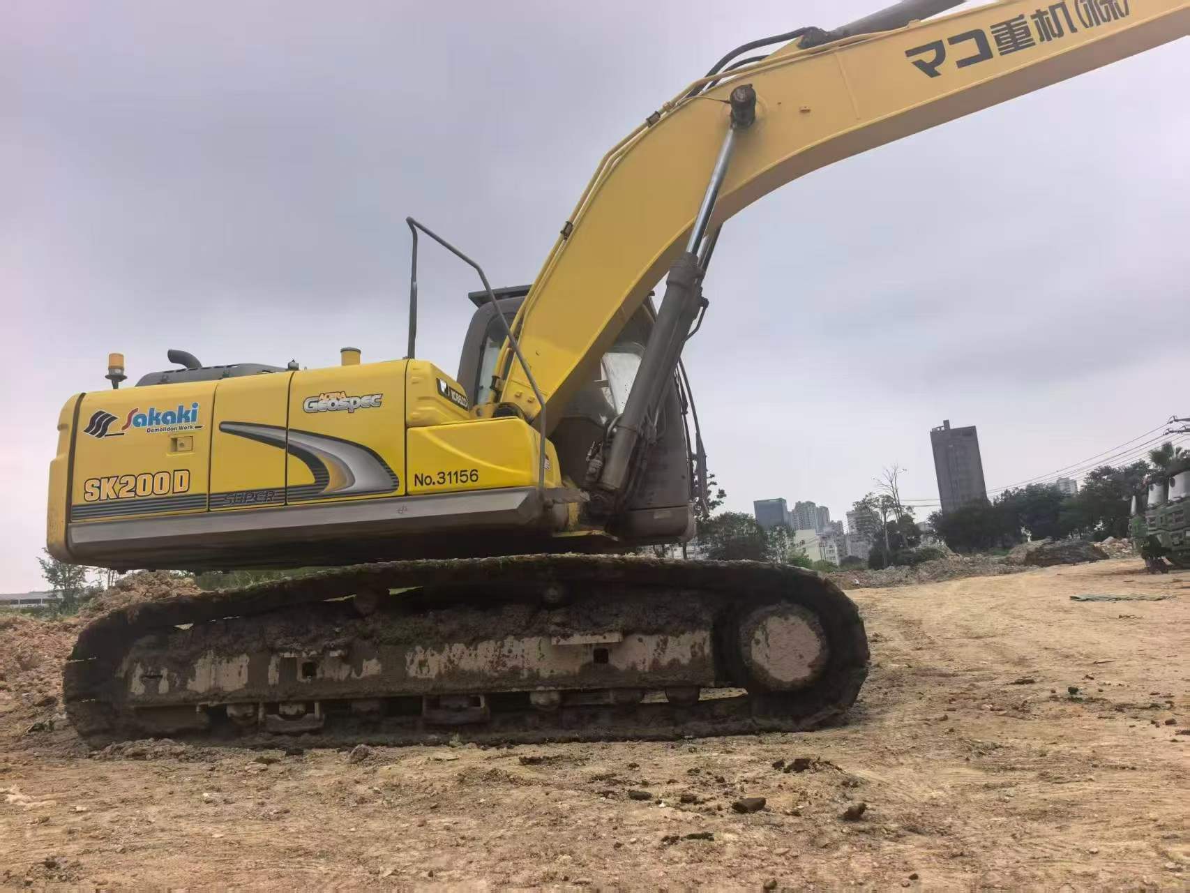 Buy Kobelco SK200-2 Used Excavator / 2